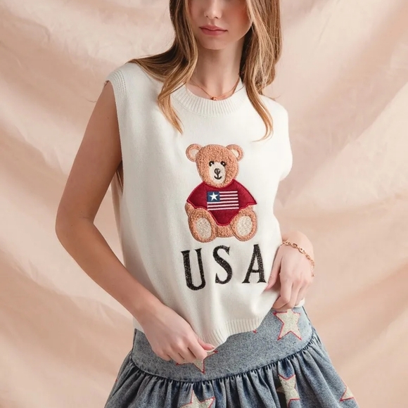SO ME Teddy Bear Wearing An American Flag With Usa Embroidered Sweater Vest - Picture 2 of 3